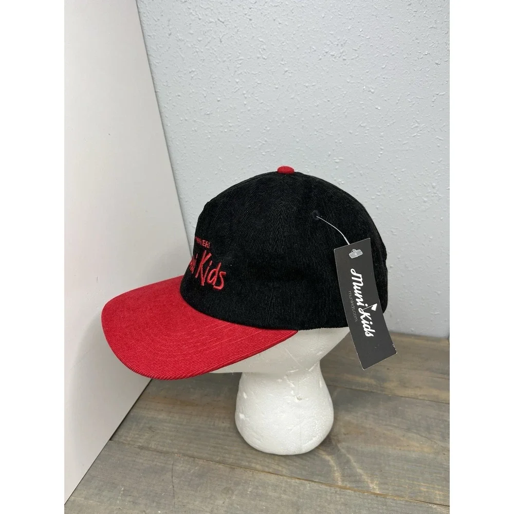 Everywhere‎ Muni Kids Hat red black corduroy